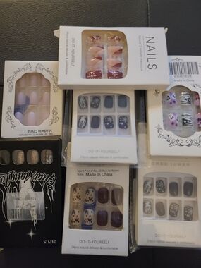 New 45pks Misc Fake Press On Glue Faux Nails